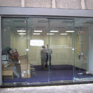 shop front door repair Oakland Park